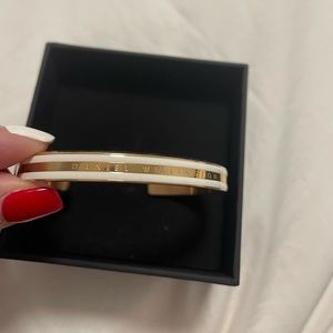 Daniel Wellington gold bracelet and ring